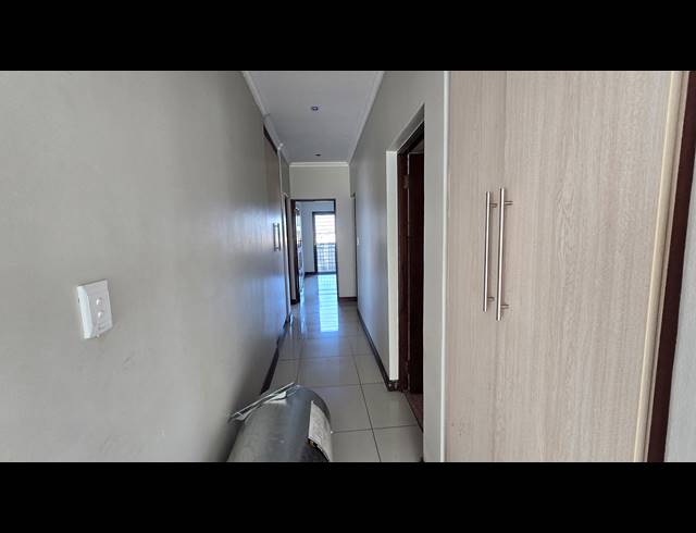 12 BEDROOM FREEHOLD FOR SALE IN WINCHESTER HILLS